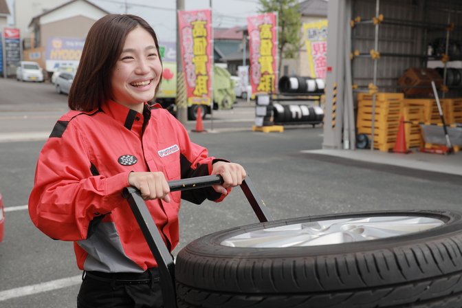 株式会社アタックス アップガレージ スタッフ募集